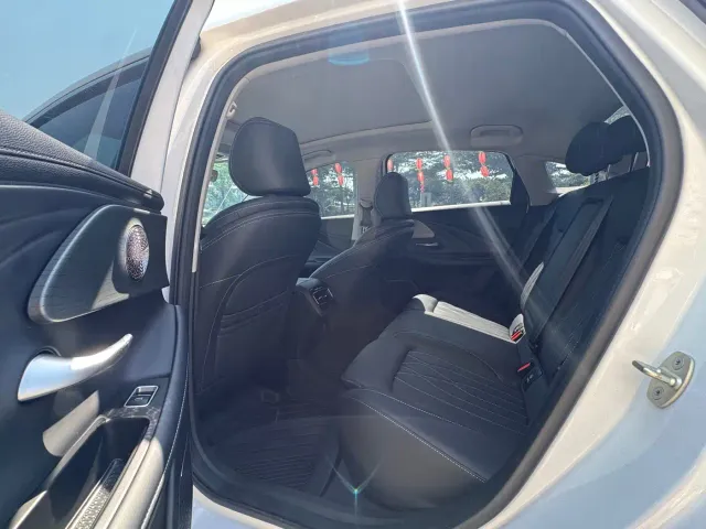 Chery Arrizo 8 — Фото автомобиля 12