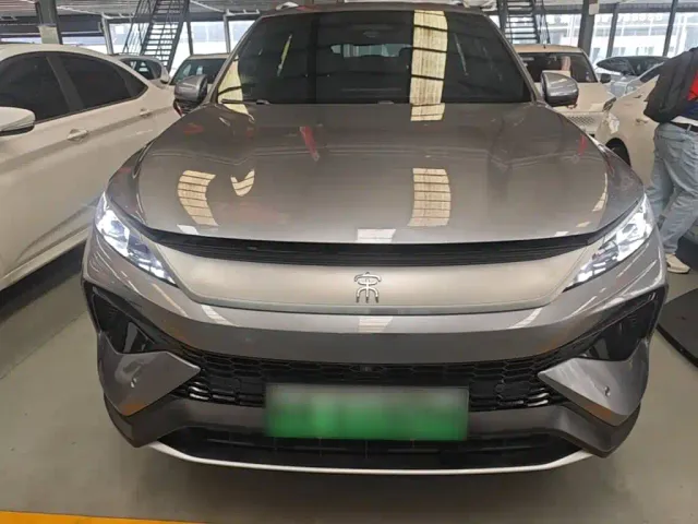 BYD Song Pro — Фото автомобиля 2