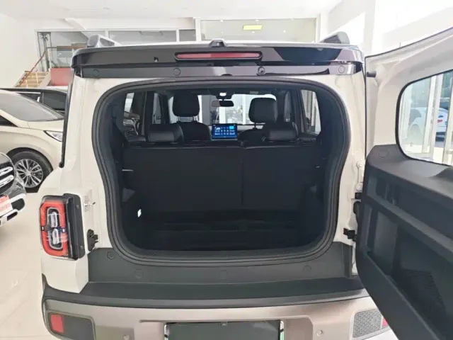 Baojun Yep Plus — Фото автомобиля 18