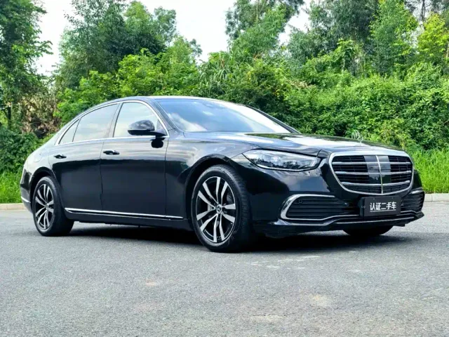 Mercedes-Benz S-Class — Фото автомобиля 3