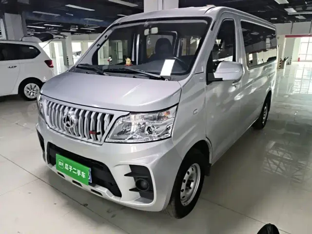 Фотография автомобиля — Changan Ruixing M60