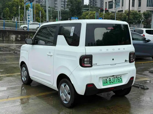 Geely Panda — Фото автомобиля 4