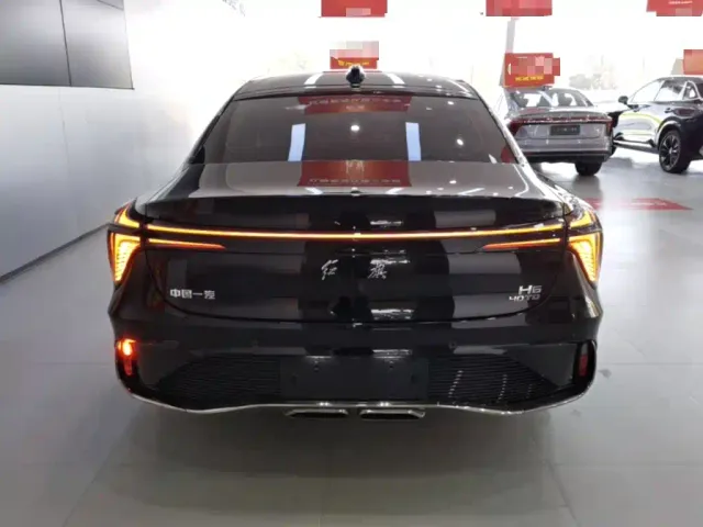 Hongqi H6 — Фото автомобиля 5