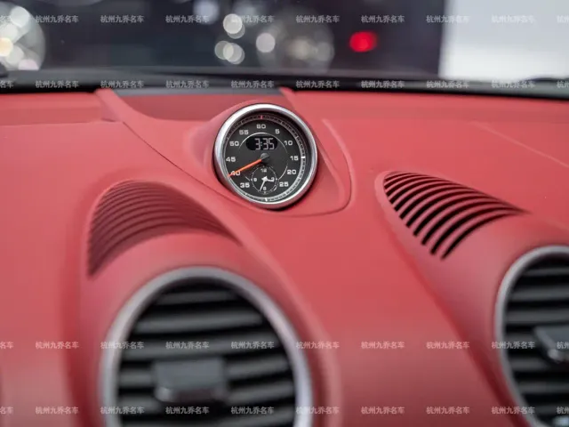 Porsche 718 — Фото автомобиля 21