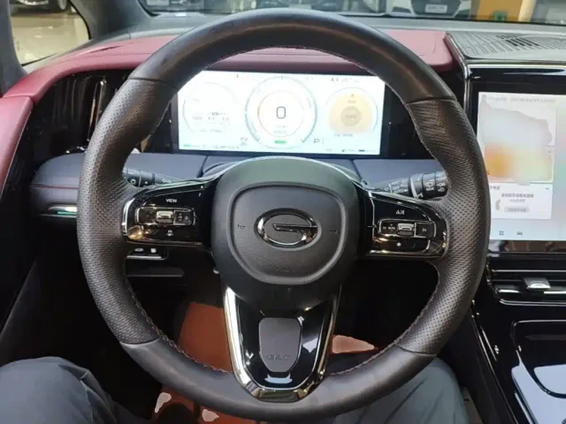 GAC Trumpchi E9 — Фото автомобиля 10