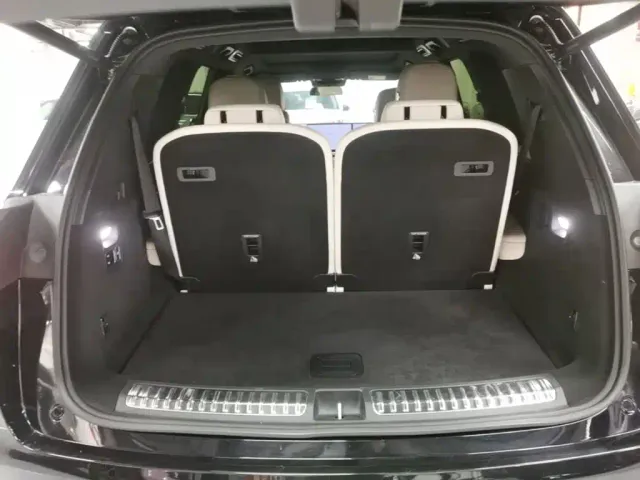 Li Auto L8 — Фото автомобиля 18