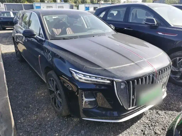 Hongqi H5 PHEV — Фото автомобиля 3