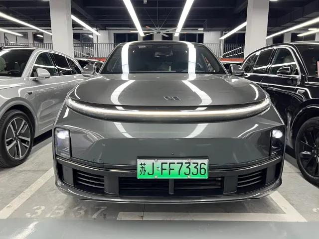 Li Auto L7 — Фото автомобиля 2