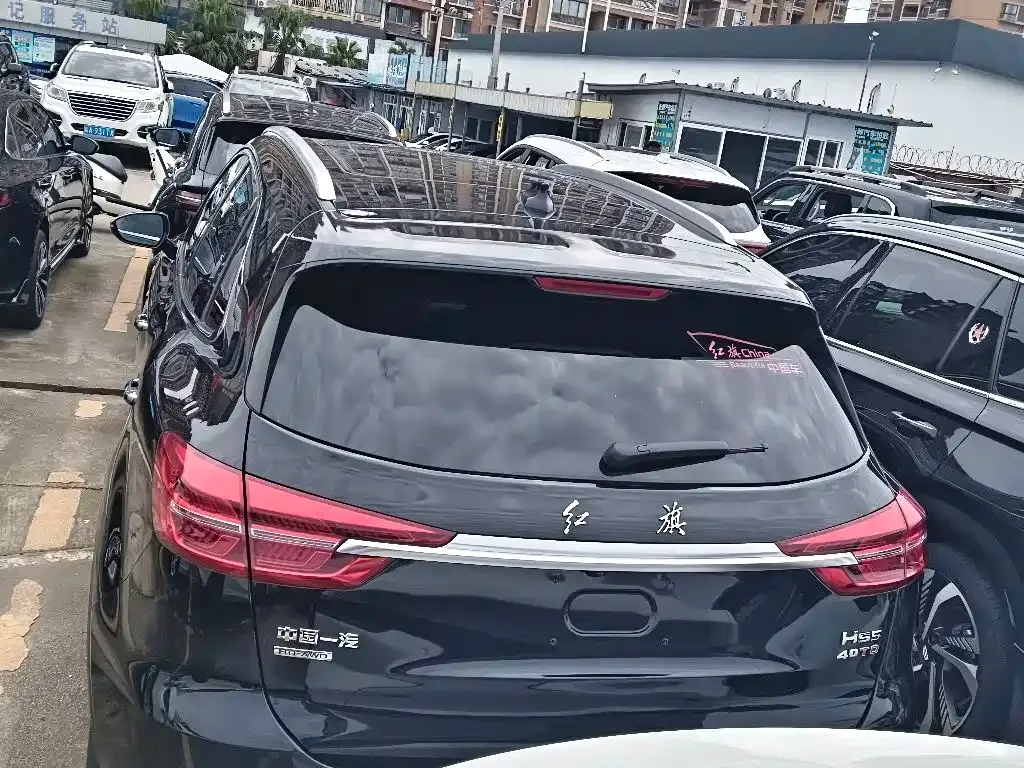 Hongqi Hongqi HS5 2022 2.0T Smart Connect Flagship AWD Edition — Фото автомобиля 14