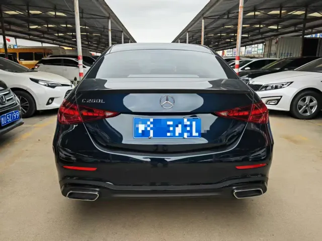Mercedes-Benz C-Class — Фото автомобиля 10