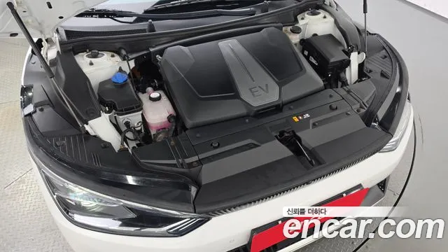 Kia EV6 — Фото автомобиля 6