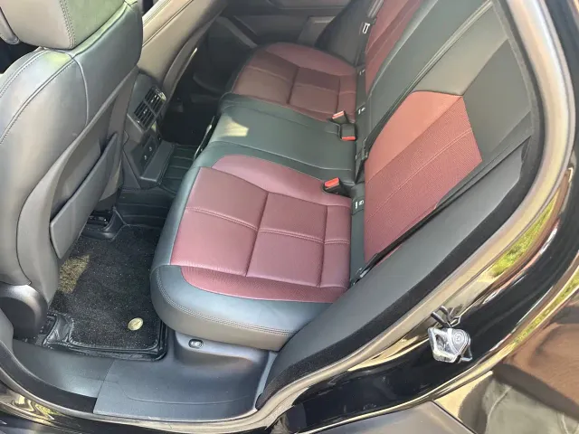 Land Rover Range Rover Velar — Фото автомобиля 21
