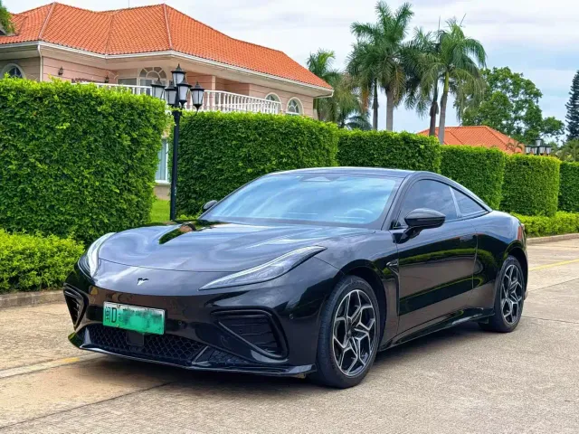 Фотография автомобиля — Hozon Neta GT