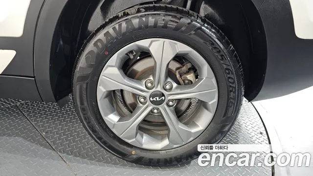 Kia Seltos Новый Seltos Бензин 2.0 2WD — Фото автомобиля 21