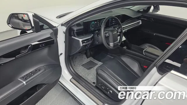 Hyundai Grandeur GN7 — Фото автомобиля 10