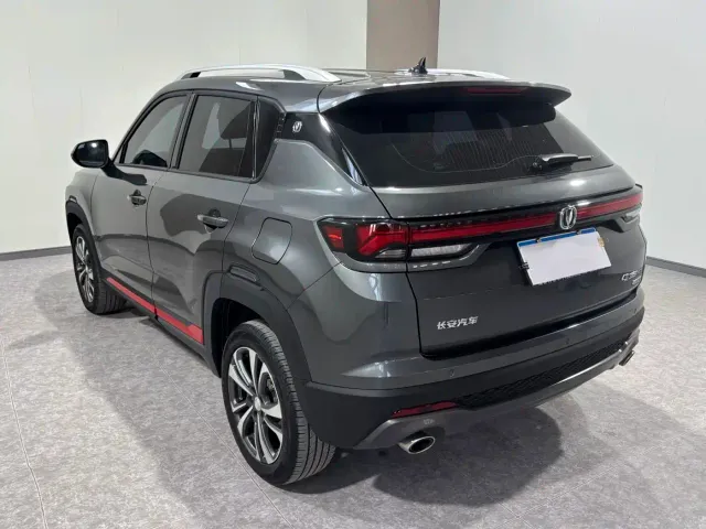 Changan CS35 Plus — Фото автомобиля 5