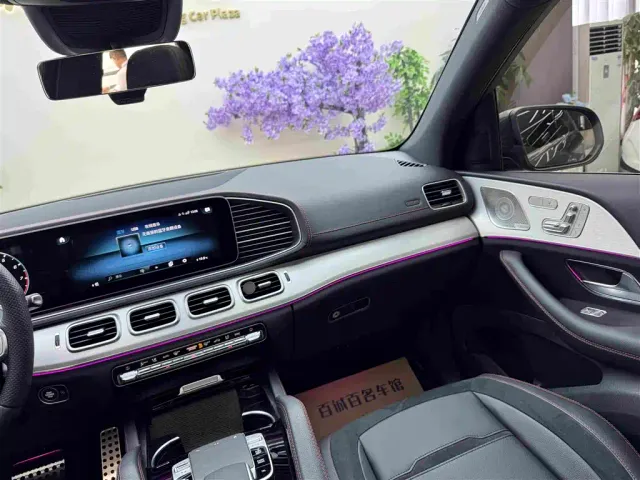 Mercedes-Benz GLE-Class AMG — Фото автомобиля 16