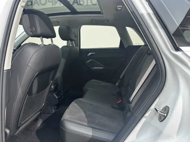 Audi Q3 — Фото автомобиля 11