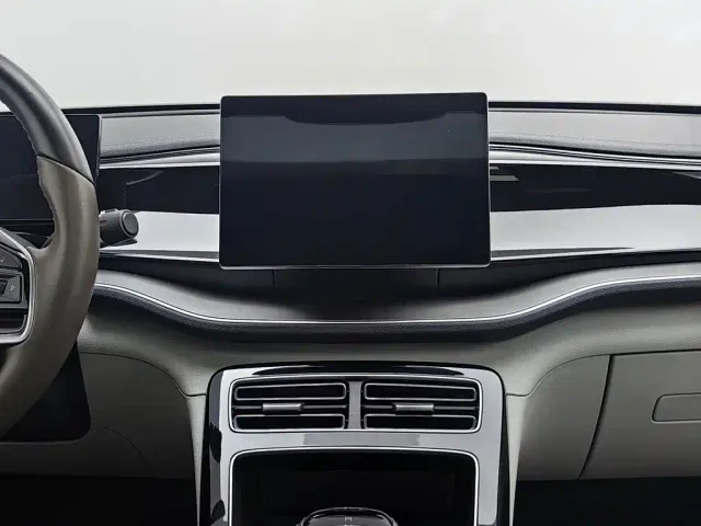 BYD Qin PLUS — Фото автомобиля 12