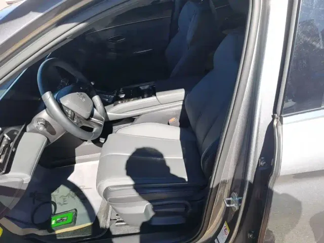 BYD Qin L — Фото автомобиля 14