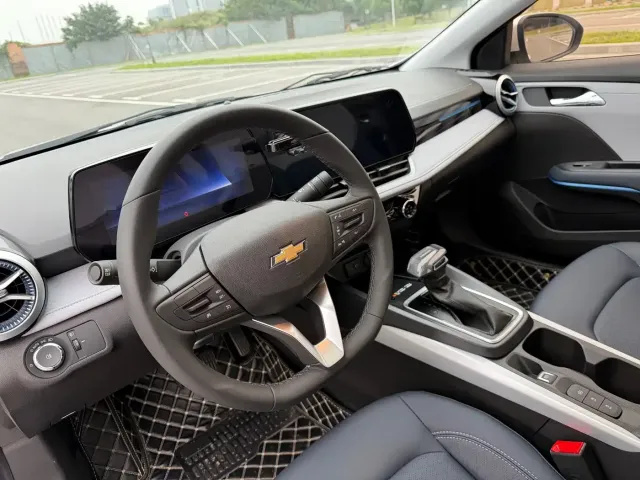 Chevrolet Monza — Фото автомобиля 6