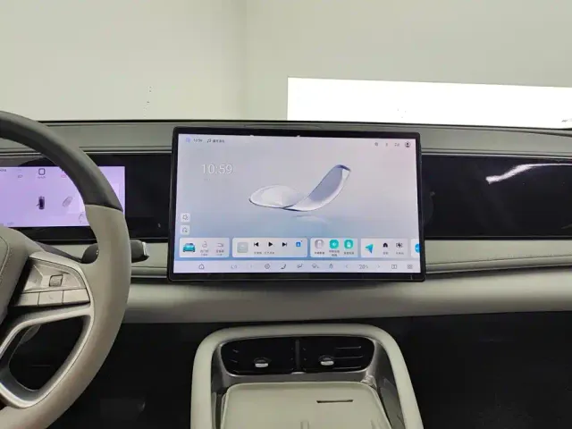 BYD Sealion 06 — Фото автомобиля 11