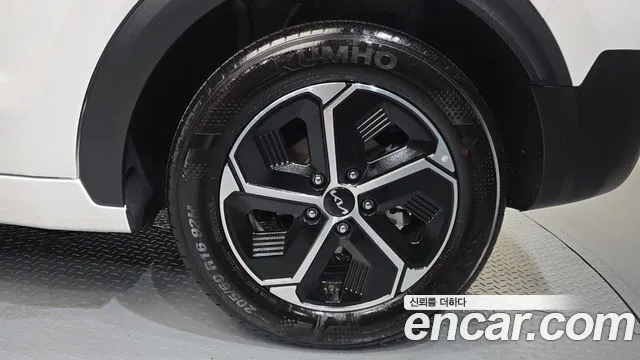 Kia Niro The All New — Фото автомобиля 6