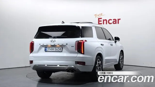 Hyundai Palisade Palisade Дизель 2.2 4WD — Фото автомобиля 2