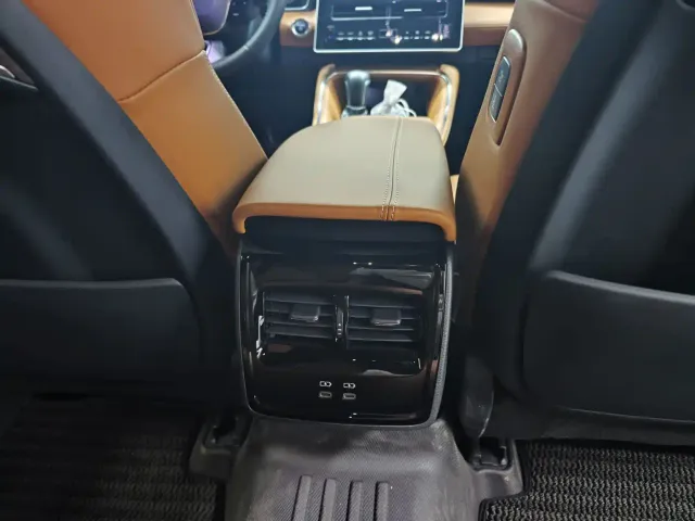 Toyota Avalon — Фото автомобиля 13