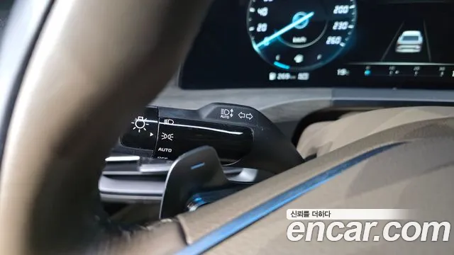 Kia K8 Hybrid — Фото автомобиля 27