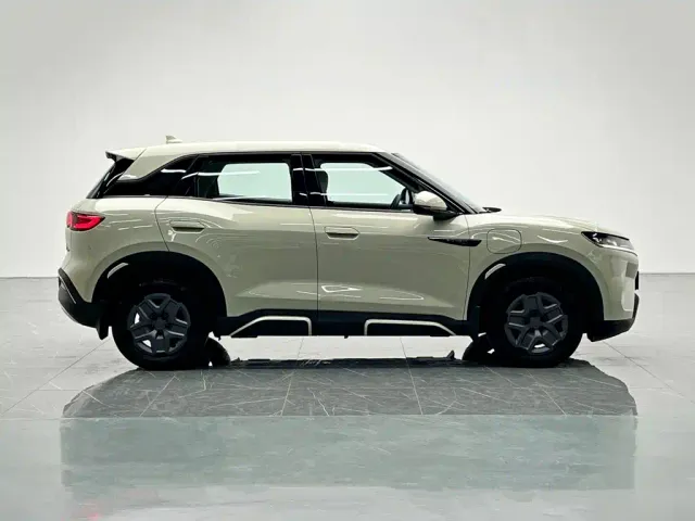 BYD Yuan UP — Фото автомобиля 7