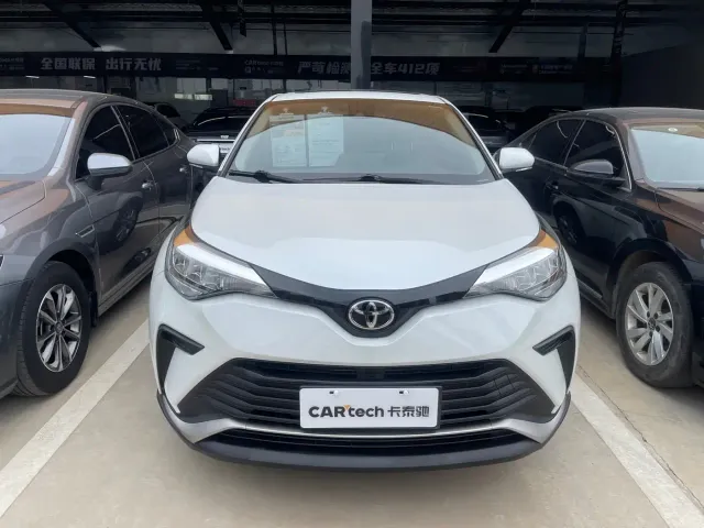 Toyota IZOA — Фото автомобиля 3