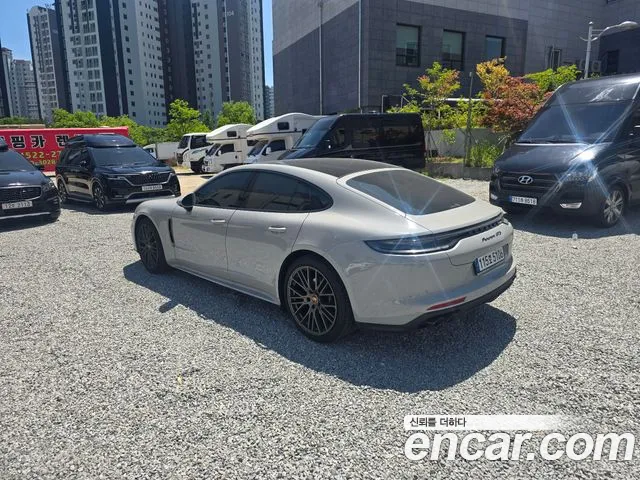 Porsche Panamera — Фото автомобиля 7