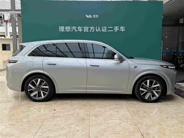 Li Auto L7 — Фото автомобиля 3