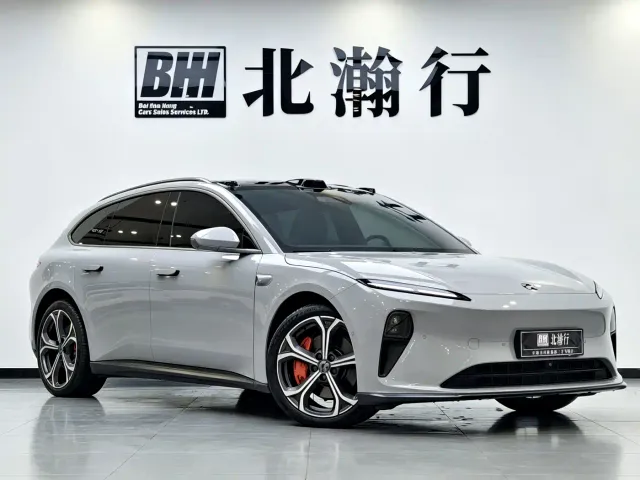 Nio ET5 Touring — Фото автомобиля 4
