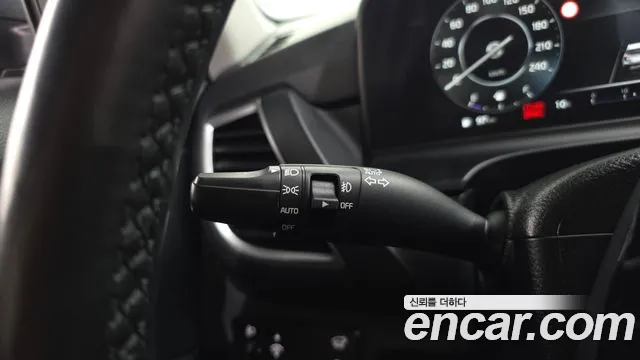 Kia Seltos New — Фото автомобиля 23