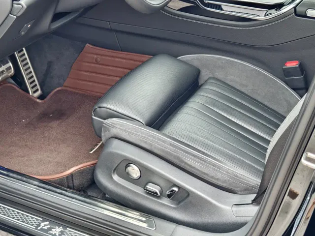 Hongqi Hongqi H9 2024 2.0T Qi Chang Private Fashion Edition — Фото автомобиля 11