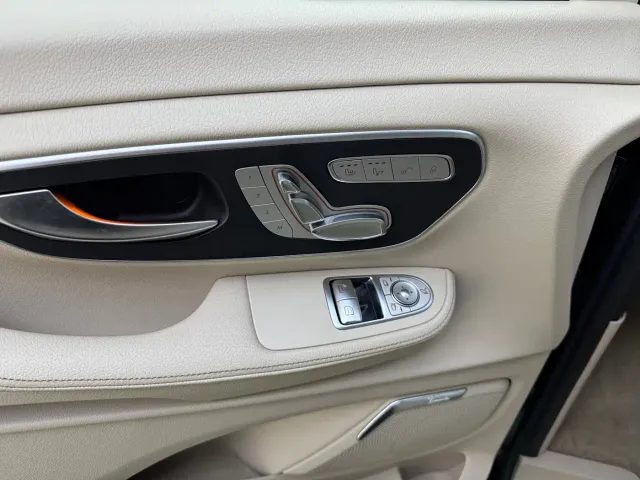 Mercedes-Benz V-Class — Фото автомобиля 15
