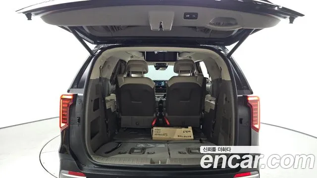 Kia Carnival — Фото автомобиля 26