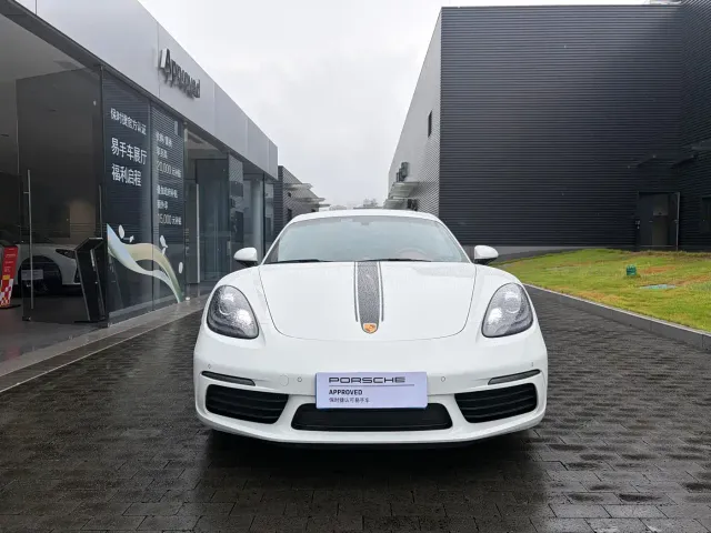 Porsche 718 — Фото автомобиля 7