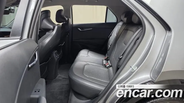 Kia Niro — Фото автомобиля 16