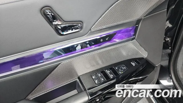 BMW 7-Series — Фото автомобиля 29