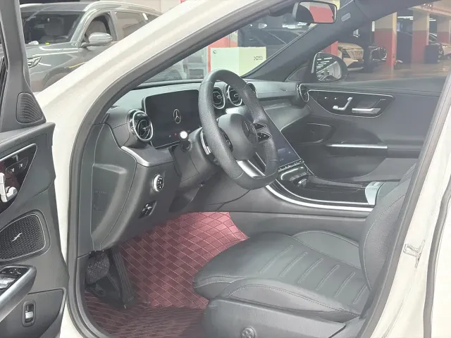Mercedes-Benz C-Class — Фото автомобиля 10