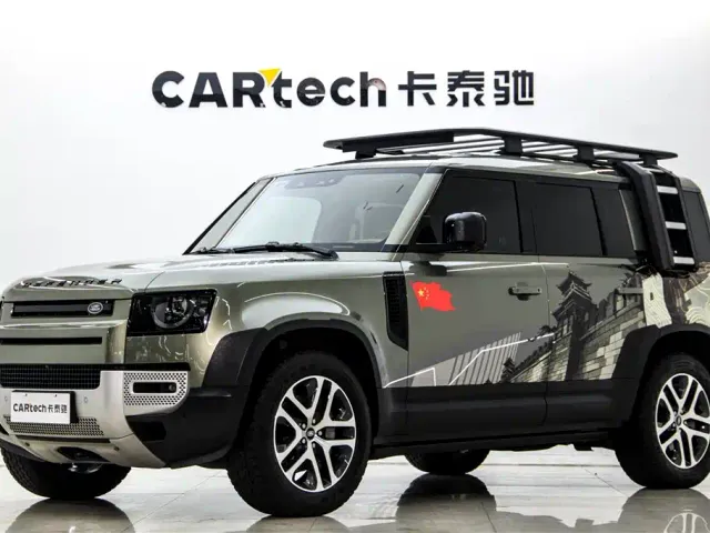 Land Rover Defender — Фото автомобиля 2