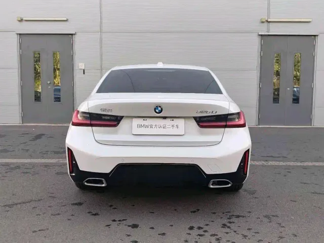 BMW 3 Series — Фото автомобиля 3