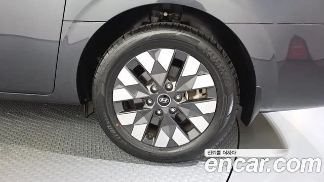 Hyundai Staria — Фото автомобиля 6