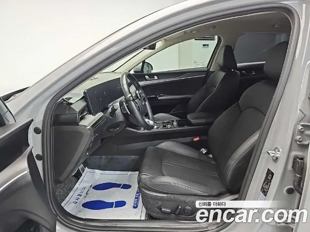Kia K5 Новый K5 3 поколение 2.0 LPi(Для проката) — Фото автомобиля 11