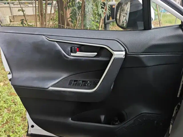 Toyota Wildlander — Фото автомобиля 7
