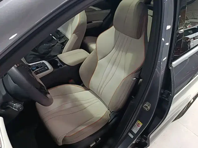 BYD Song Pro — Фото автомобиля 14