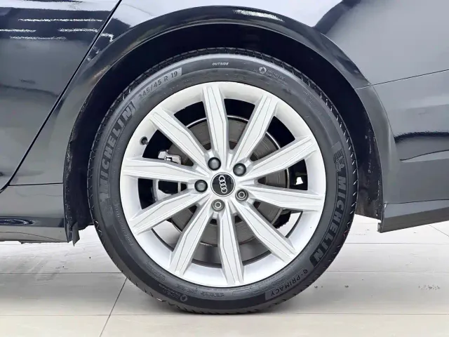 Audi A6L — Фото автомобиля 6